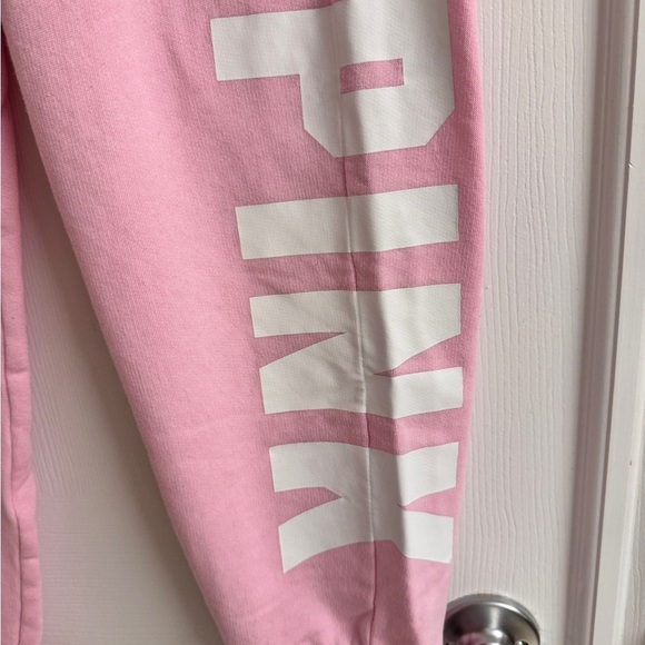 NWOT PINK Victoria’s Secret Light Pink Jogger Sweatpants with White Logo -Size L - Picture 2 of 8